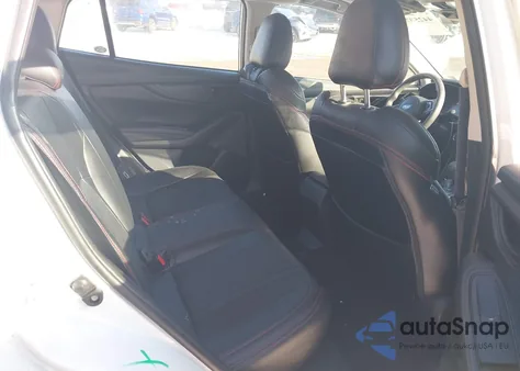 2021 Subaru Impreza Premium 5-Door z USA, uszkodzony, nr VIN 4S3GTAD62M3704635